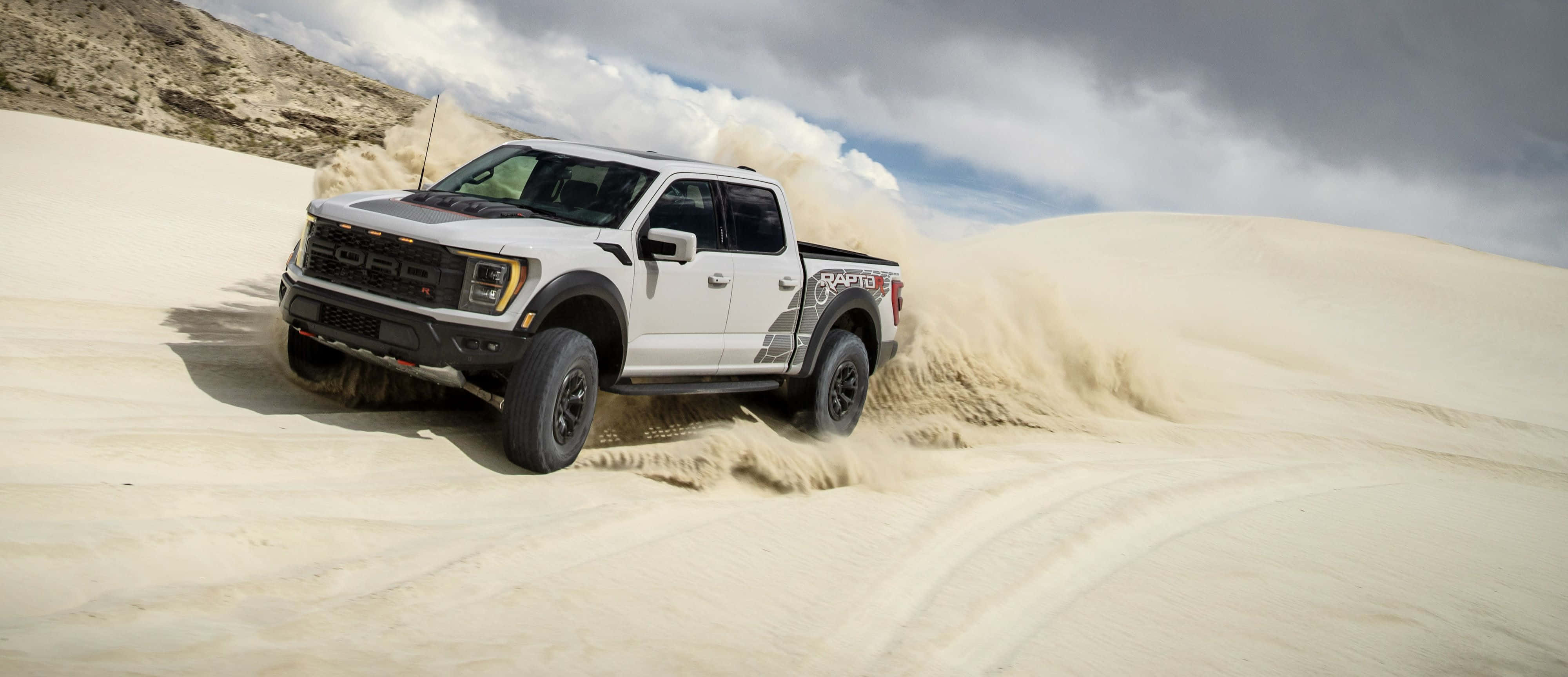 2023 포드 F-150 랩터 R 배경화면