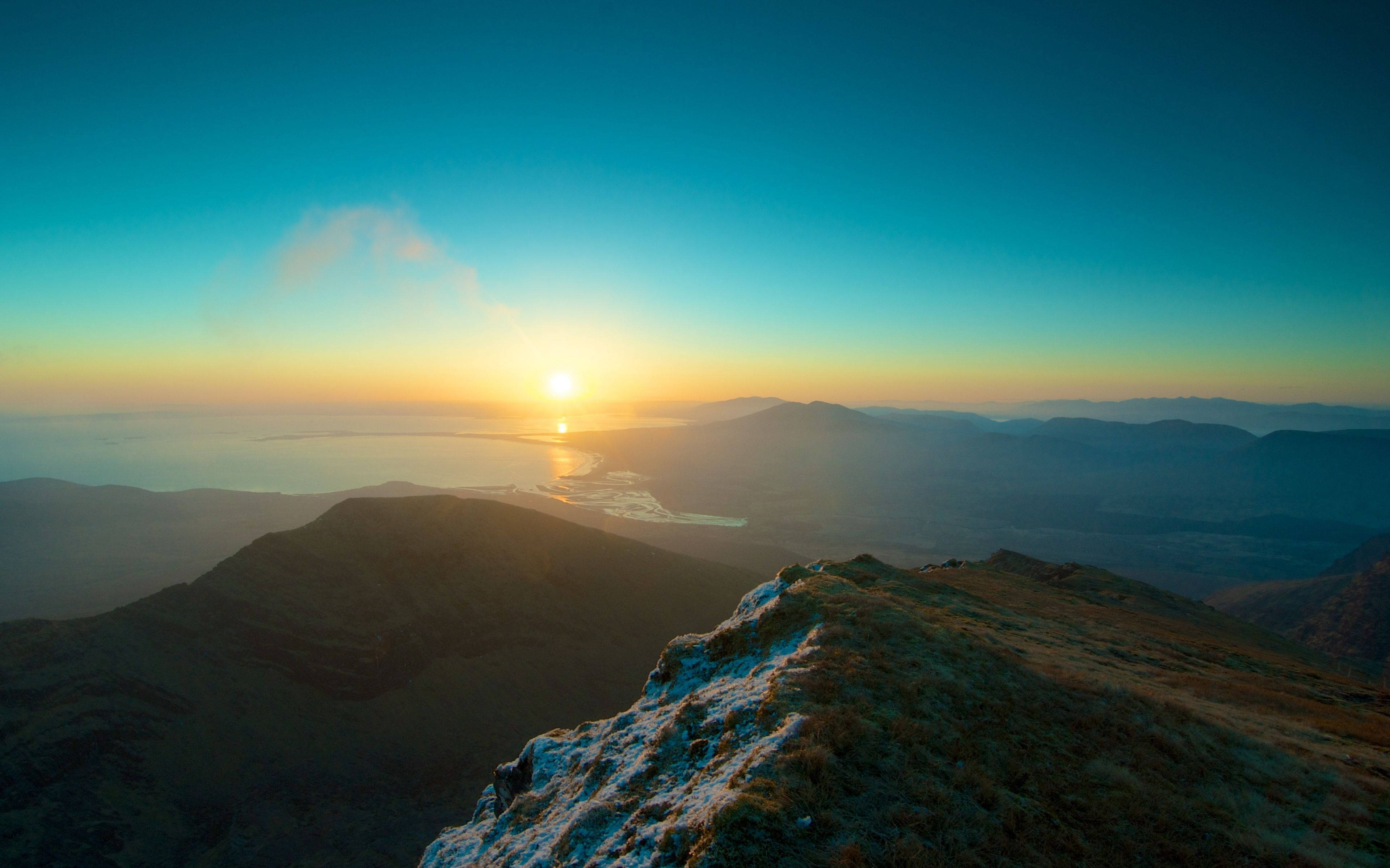 4K 자연 산 정상 일출 배경화면