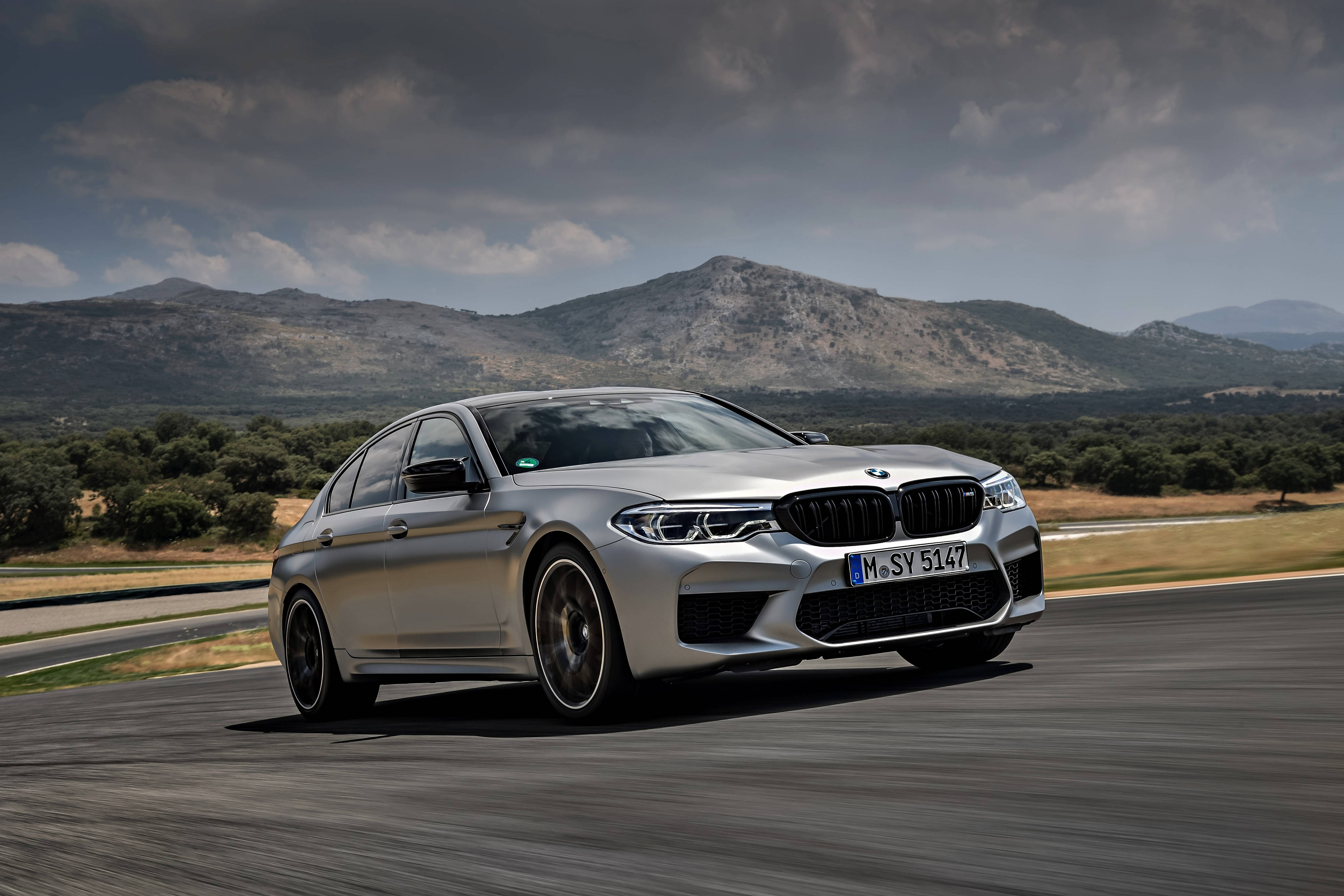 궁극의 드라이빙 머신 - BMW 데스크탑 HD 배경화면