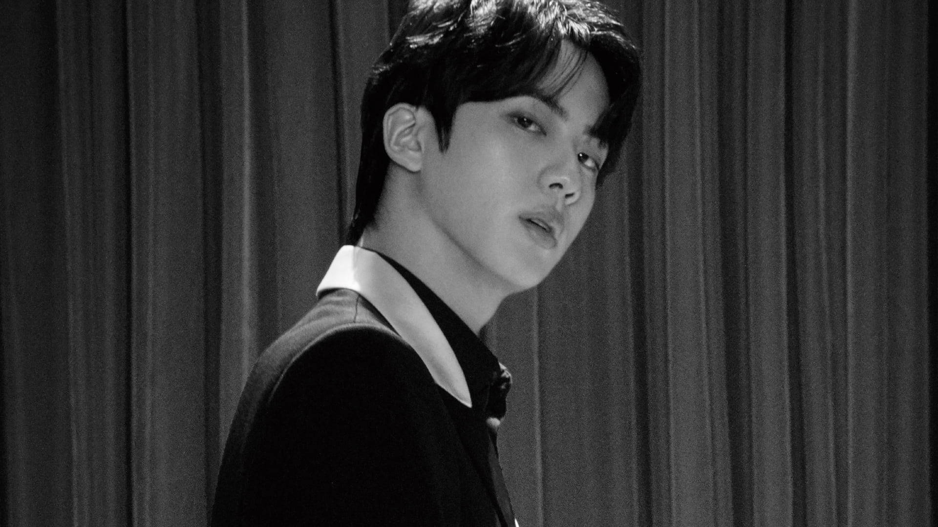 진 BTS 블랙 감성 배경화면