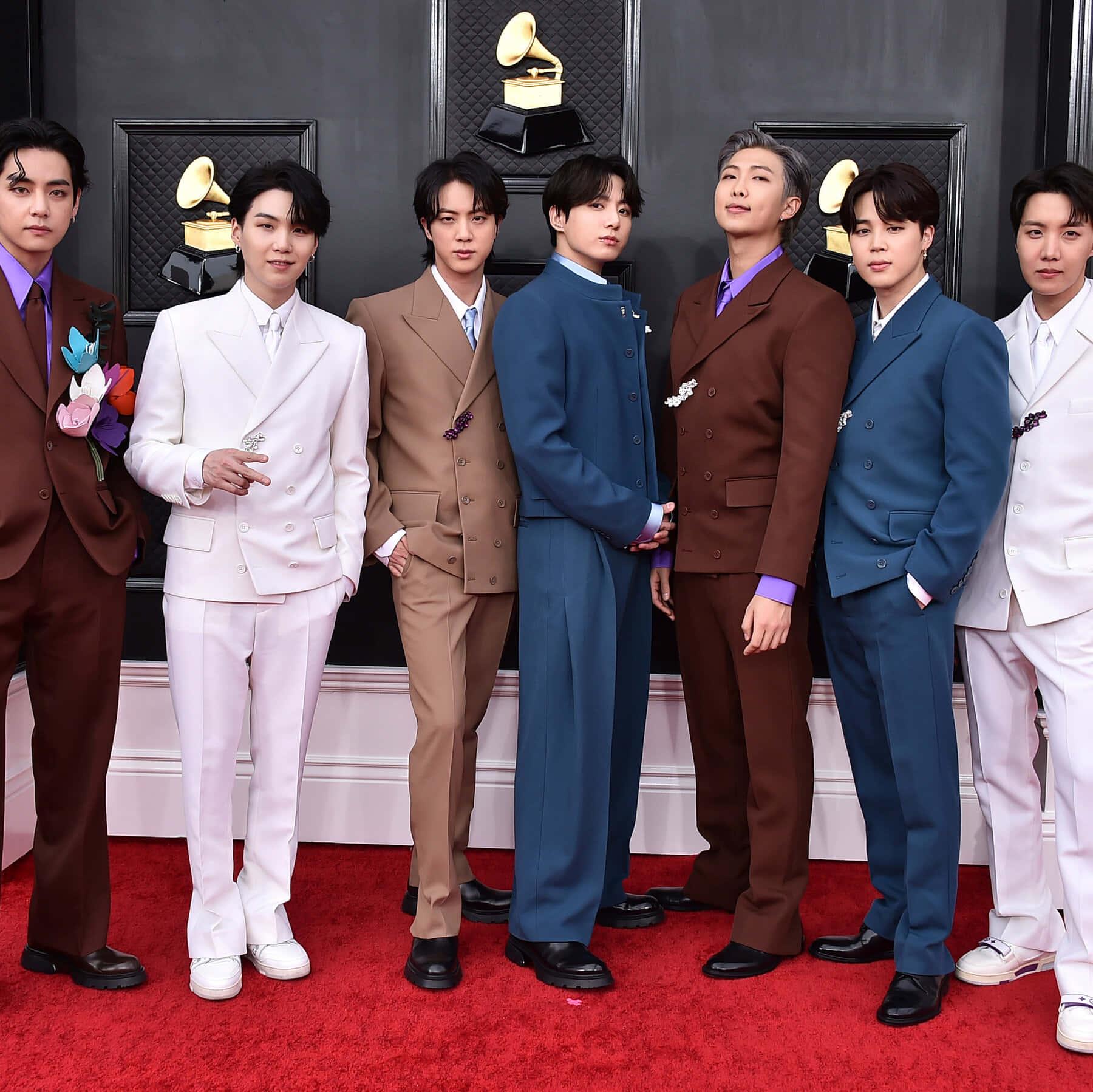BTS 레드카펫 사진 배경화면
