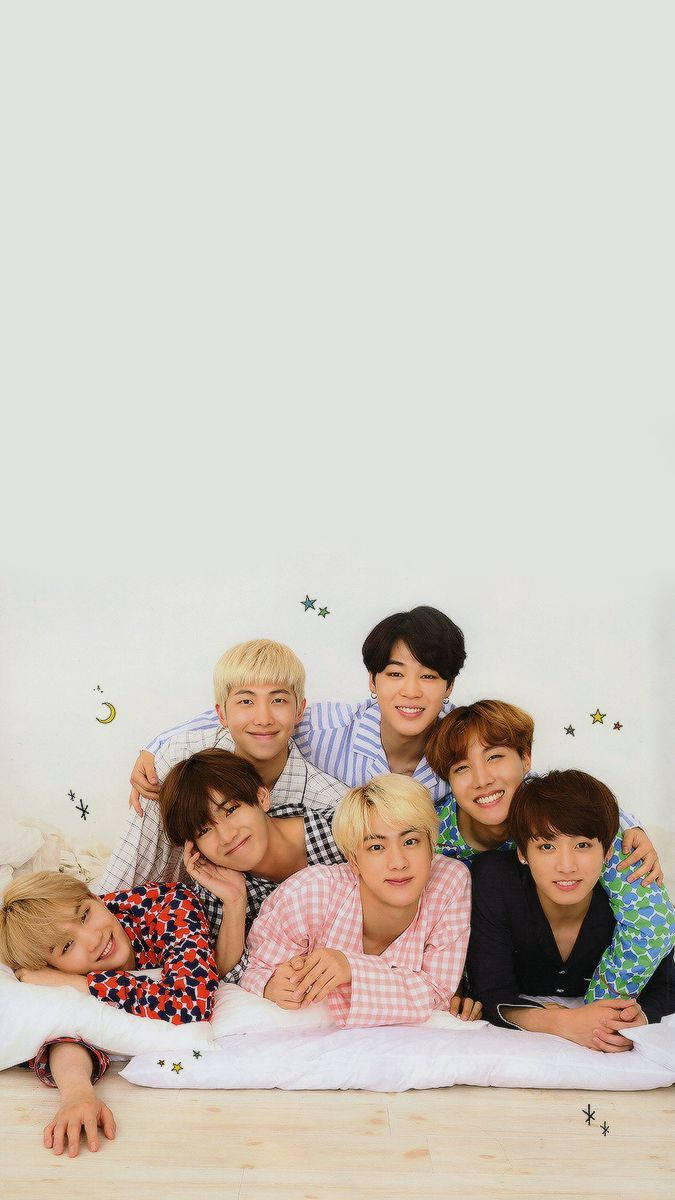 BTS, 모든 엔터테인먼트의 영광 속에 함께 누워 배경화면