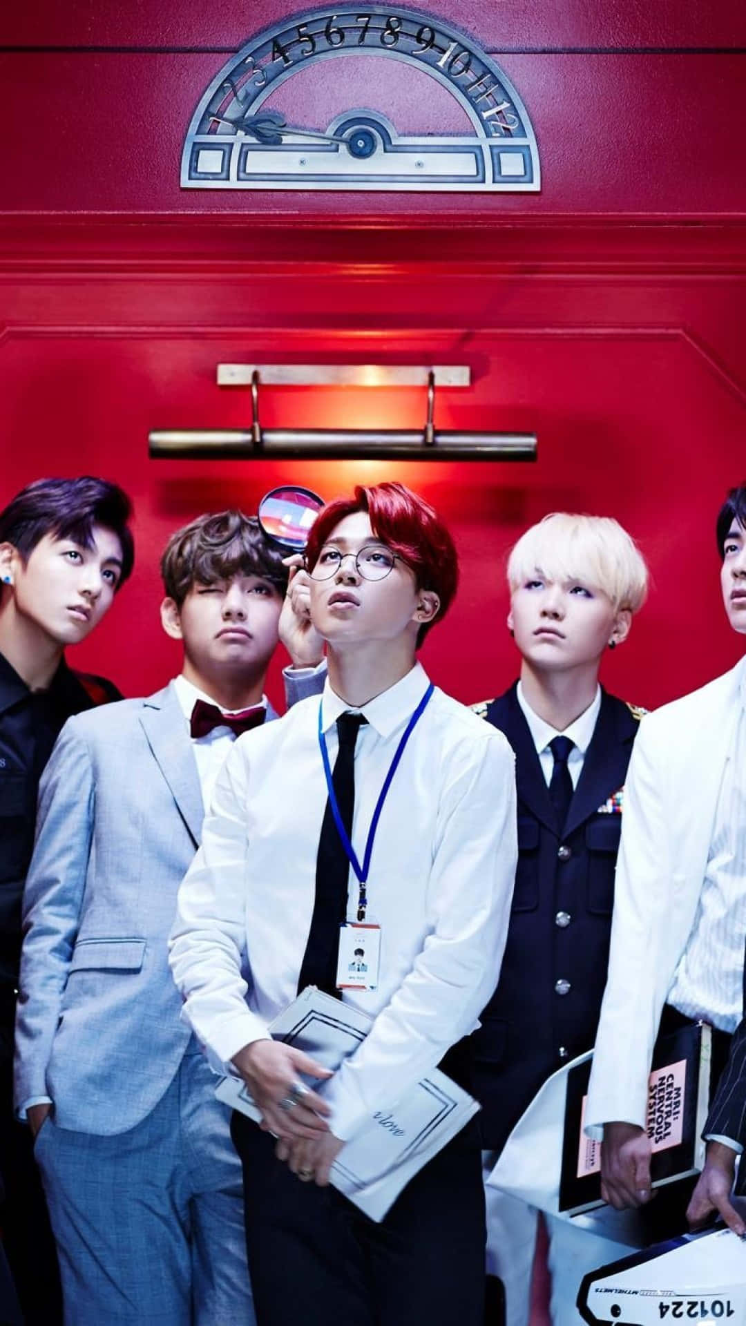 엘리베이터 속 BTS 아이폰 배경화면