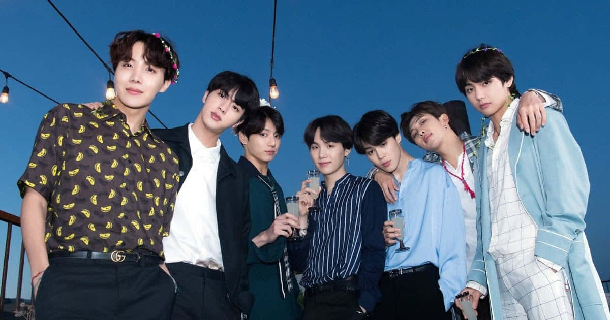 BTS 푸른 밤 사진 배경화면