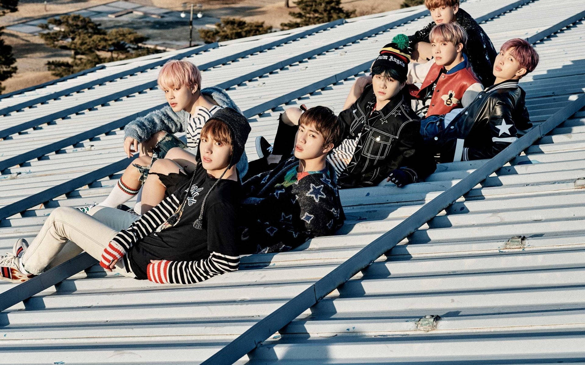 BTS 그룹 사진 봄날 배경화면