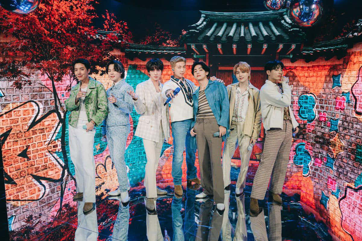 BTS 제임스 코든의 레이트 레이트 쇼 사진 배경화면