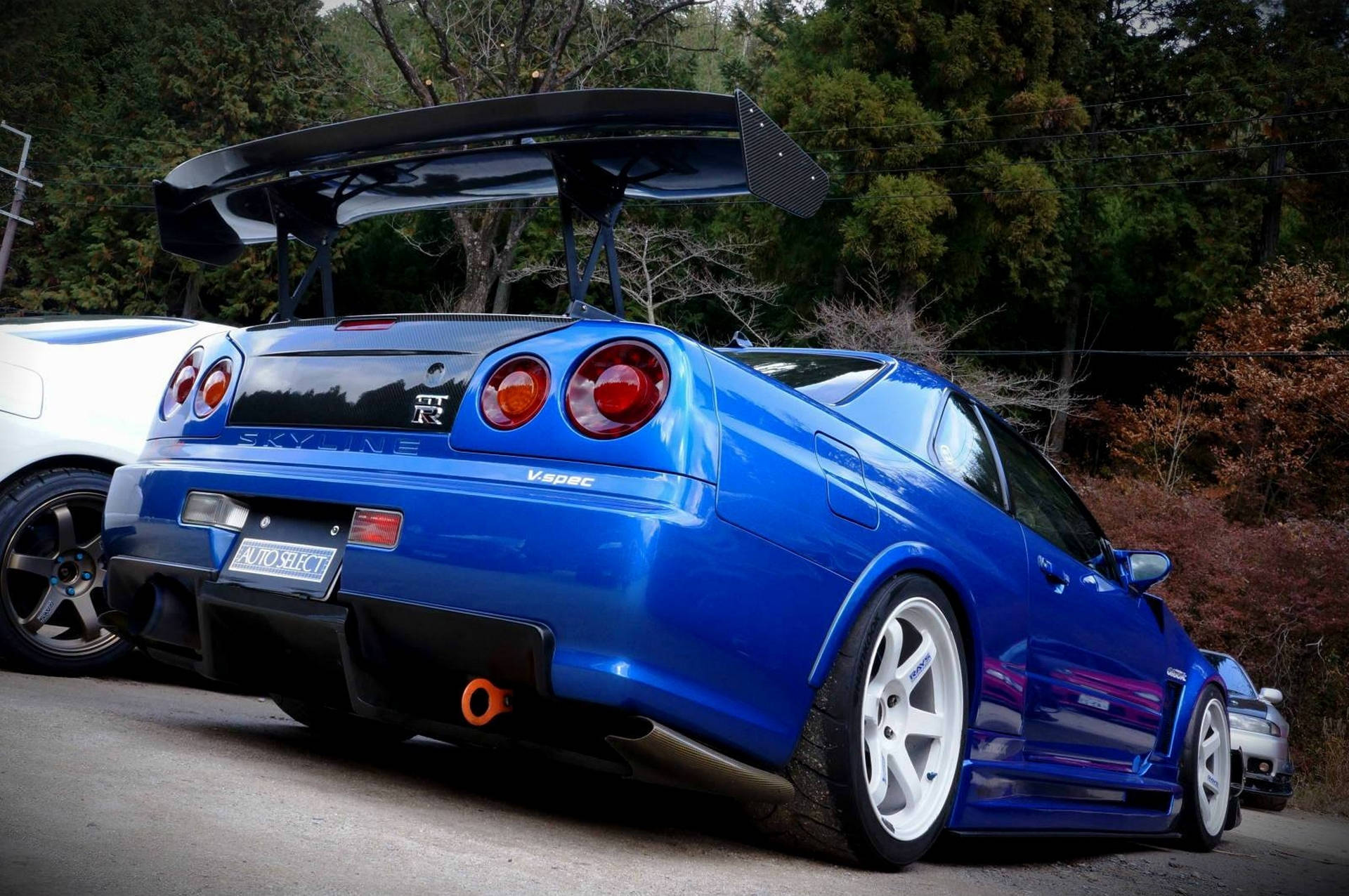 웅장한 닛산 스카이라인 GTR R34 고화질 샷 배경화면