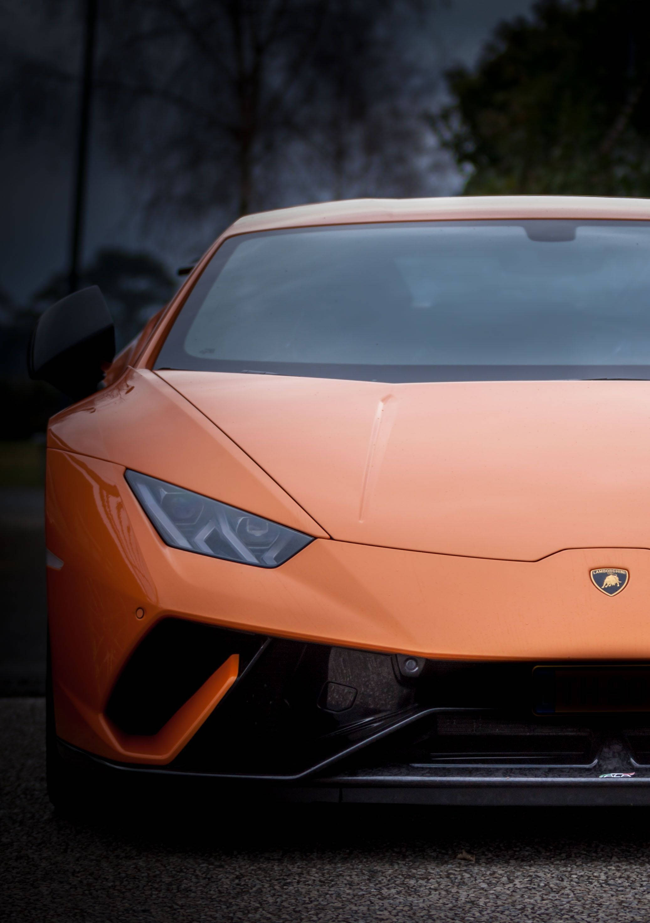 iPhone Lamborghini 화면을 위한 멋진 오렌지 배경화면