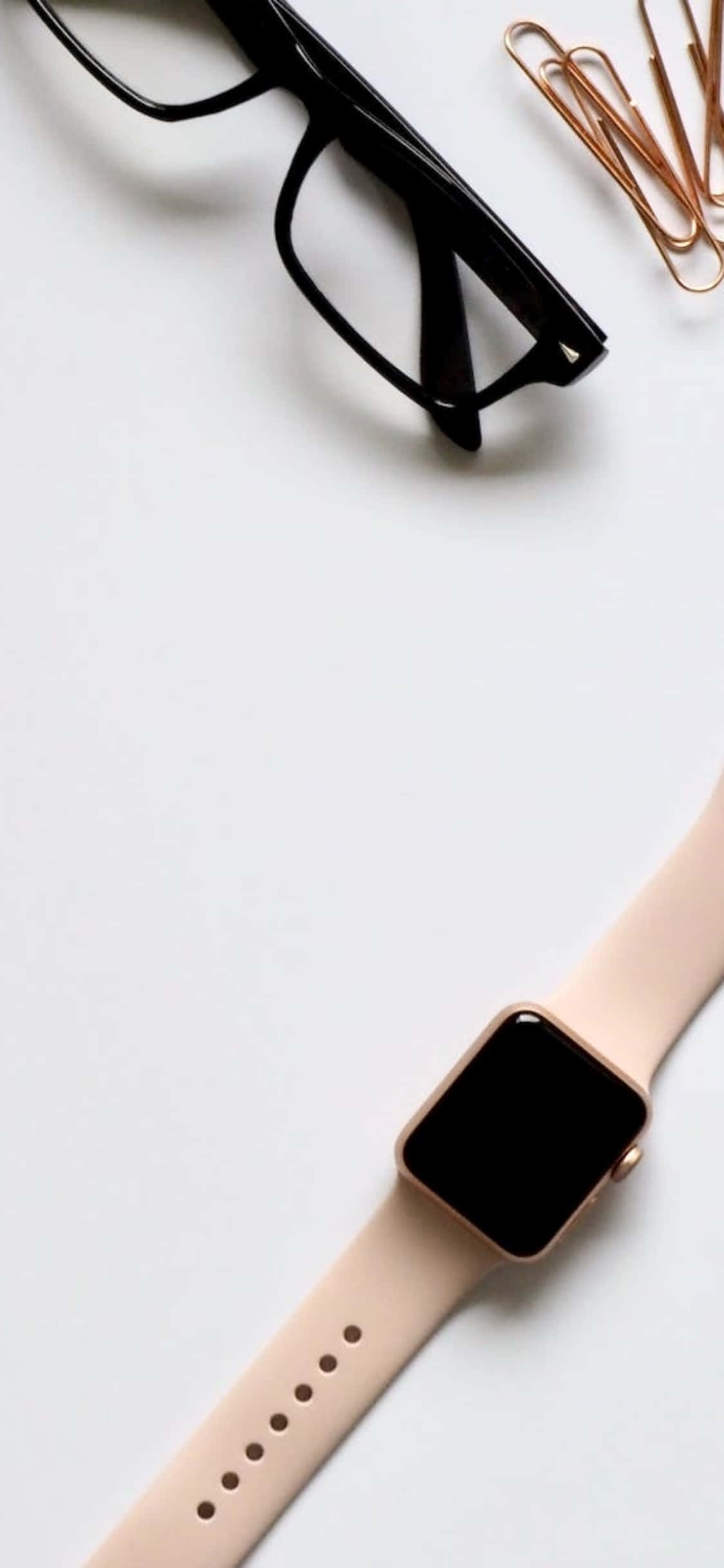iPhone X 책상 배경 안경과 iWatch 배경화면