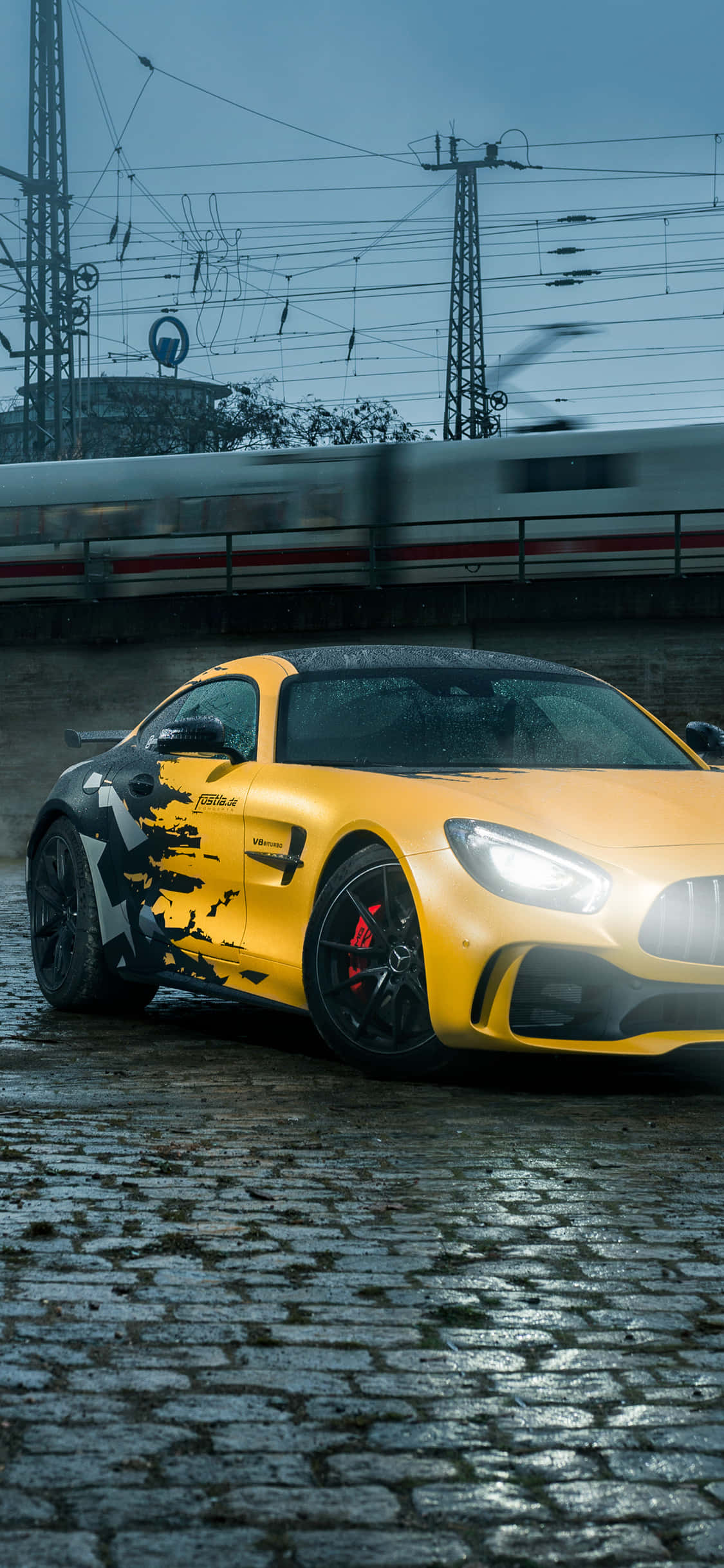 블랙 앤 옐로우 iPhone XS 메르세데스 AMG 배경화면