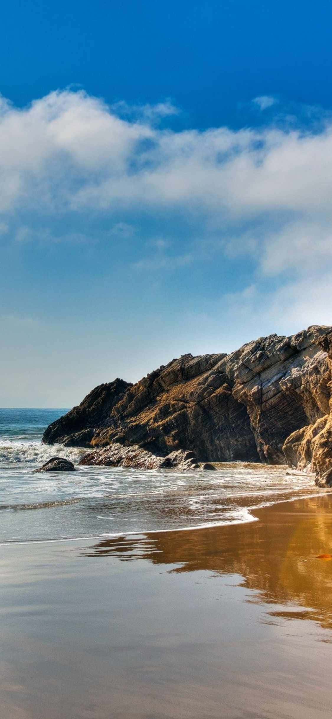 iPhone Xs Malibu와 함께 아름다운 바다 전망을 즐기세요 배경화면