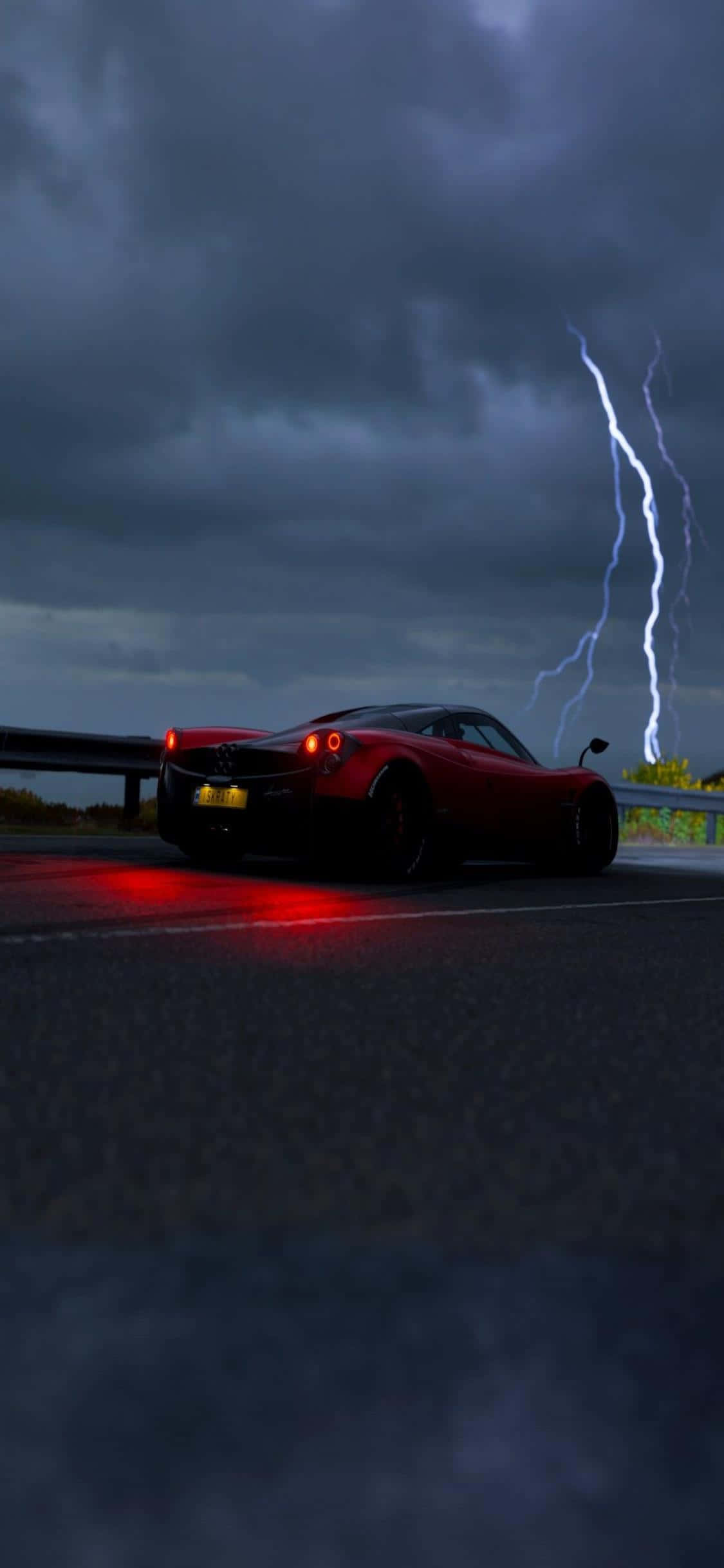iPhone Xs에서 Forza Horizon 4와 함께 최고의 레이싱 경험으로 달려보세요 배경화면