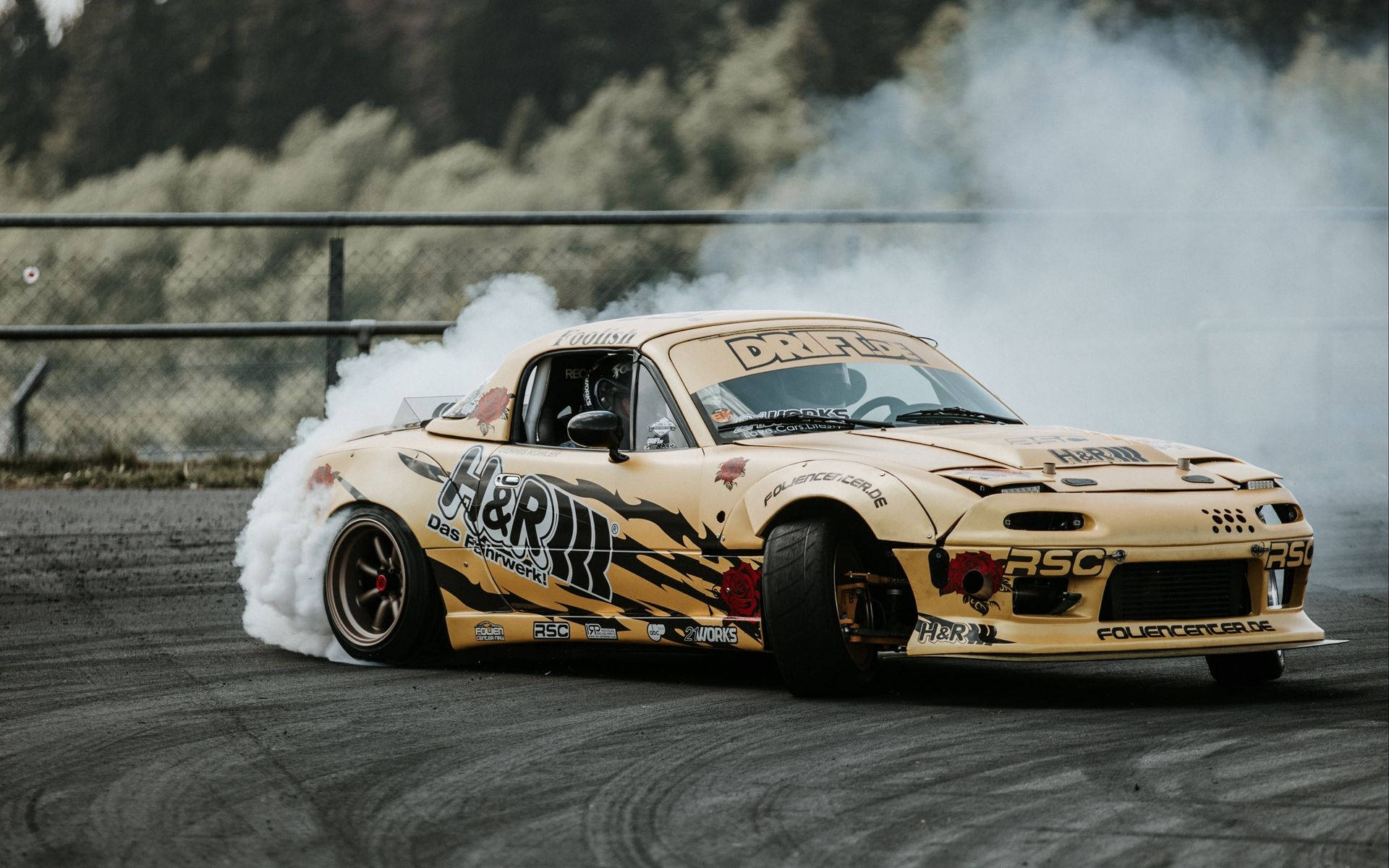 마쯔다 RX-7 드리프트 카 배경화면