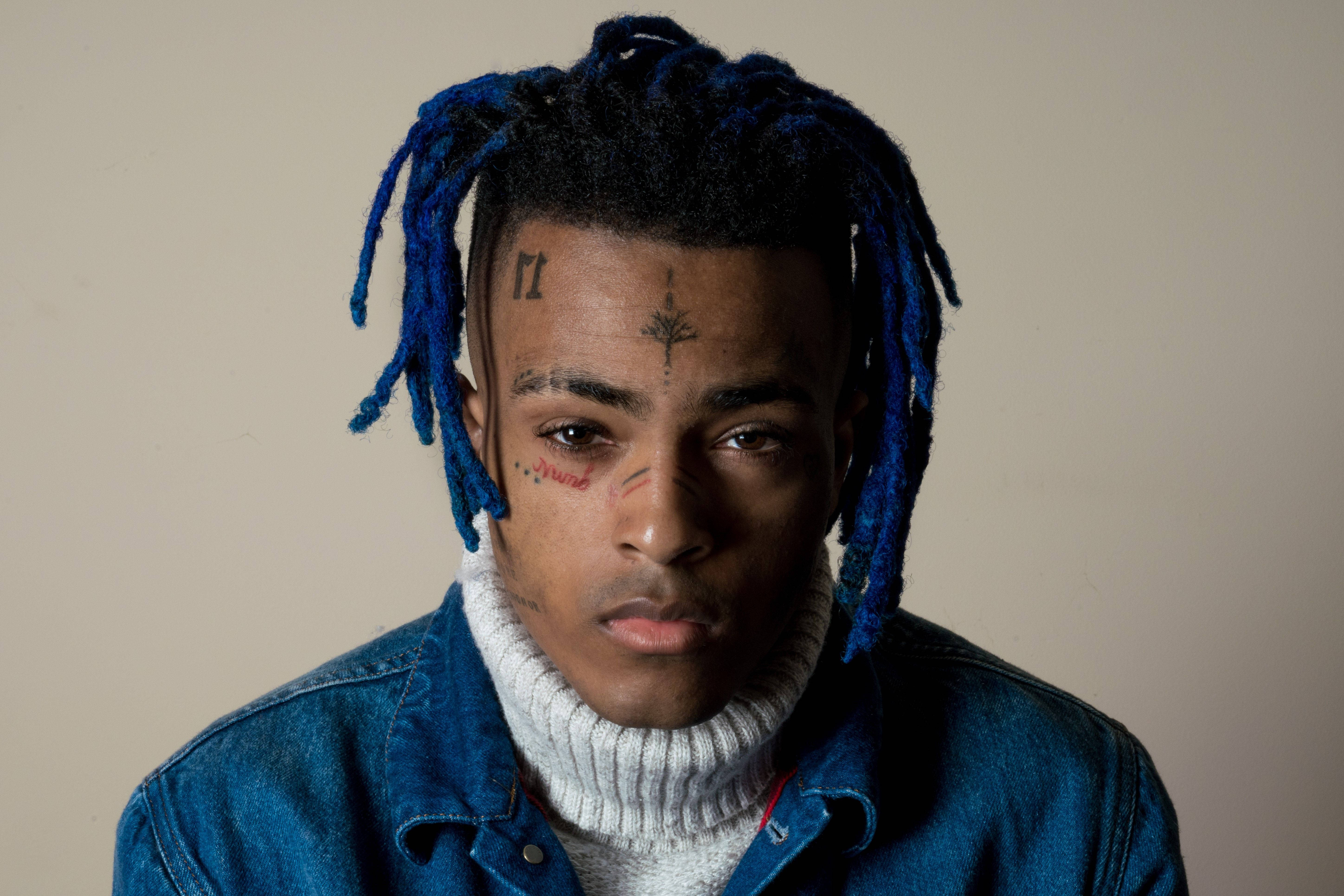 Xxxtentacion 만화 이마 문신 배경화면