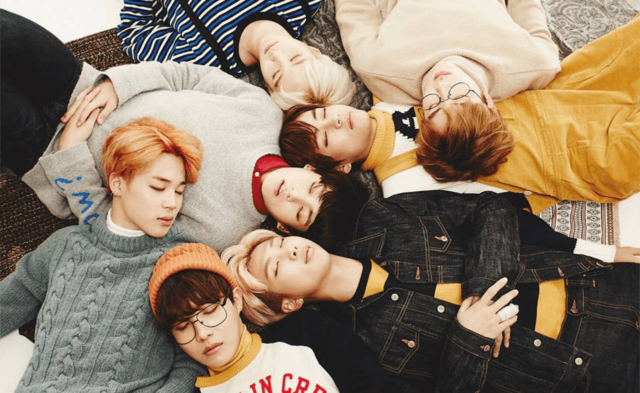 귀여운 BTS 서로 기대어 자는 모습 배경화면