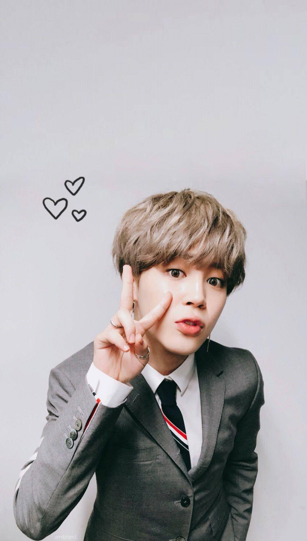 귀여운 교복 입은 BTS 지민 배경화면