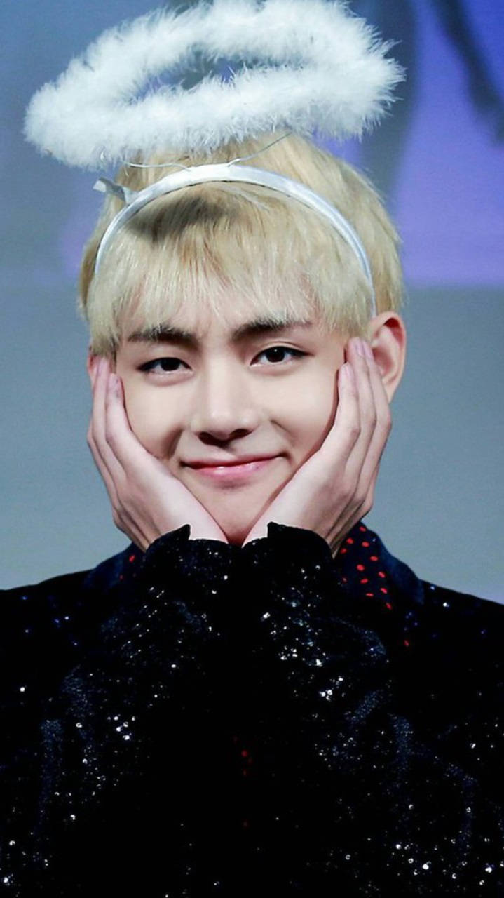귀여운 방탄소년단 뷔의 후광 배경화면