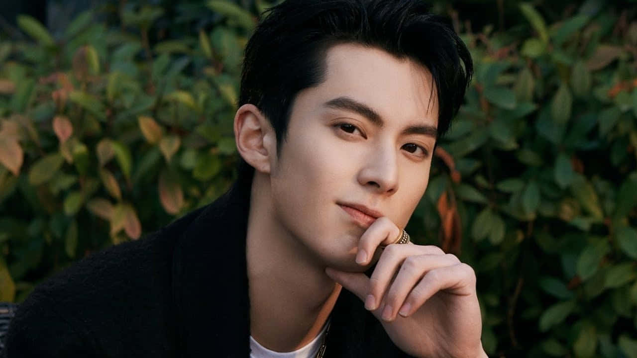 도겸 왕 짓는 미소 배경화면