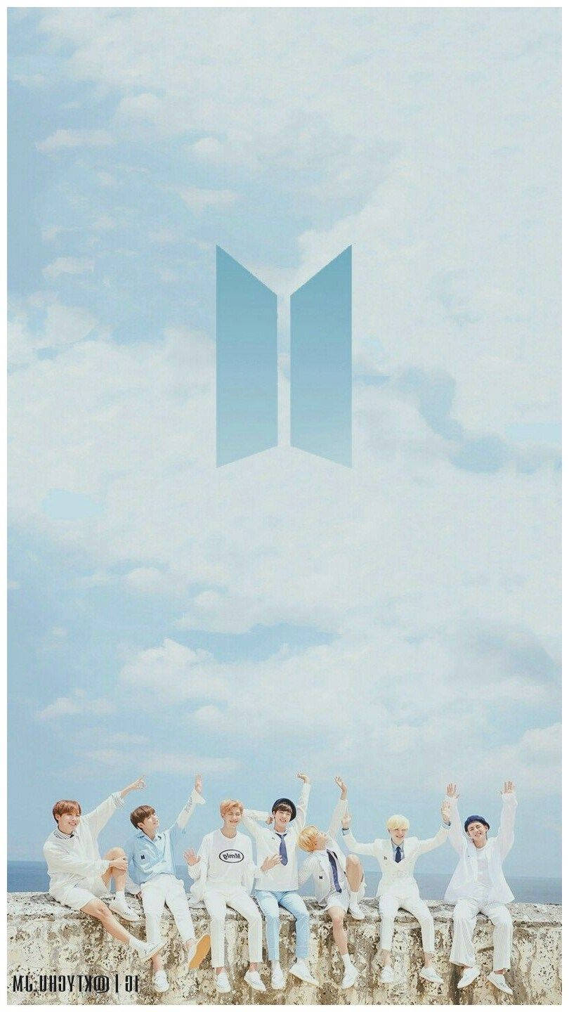 방탄소년단 푸른 하늘 로고 감성 사진 배경화면