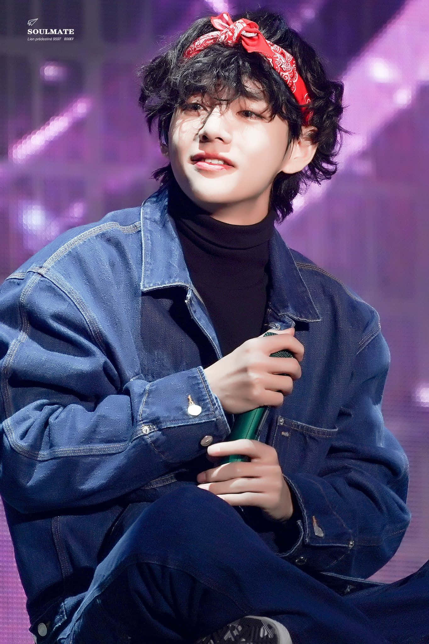방탄소년단의 V - 귀여움의 힘 배경화면