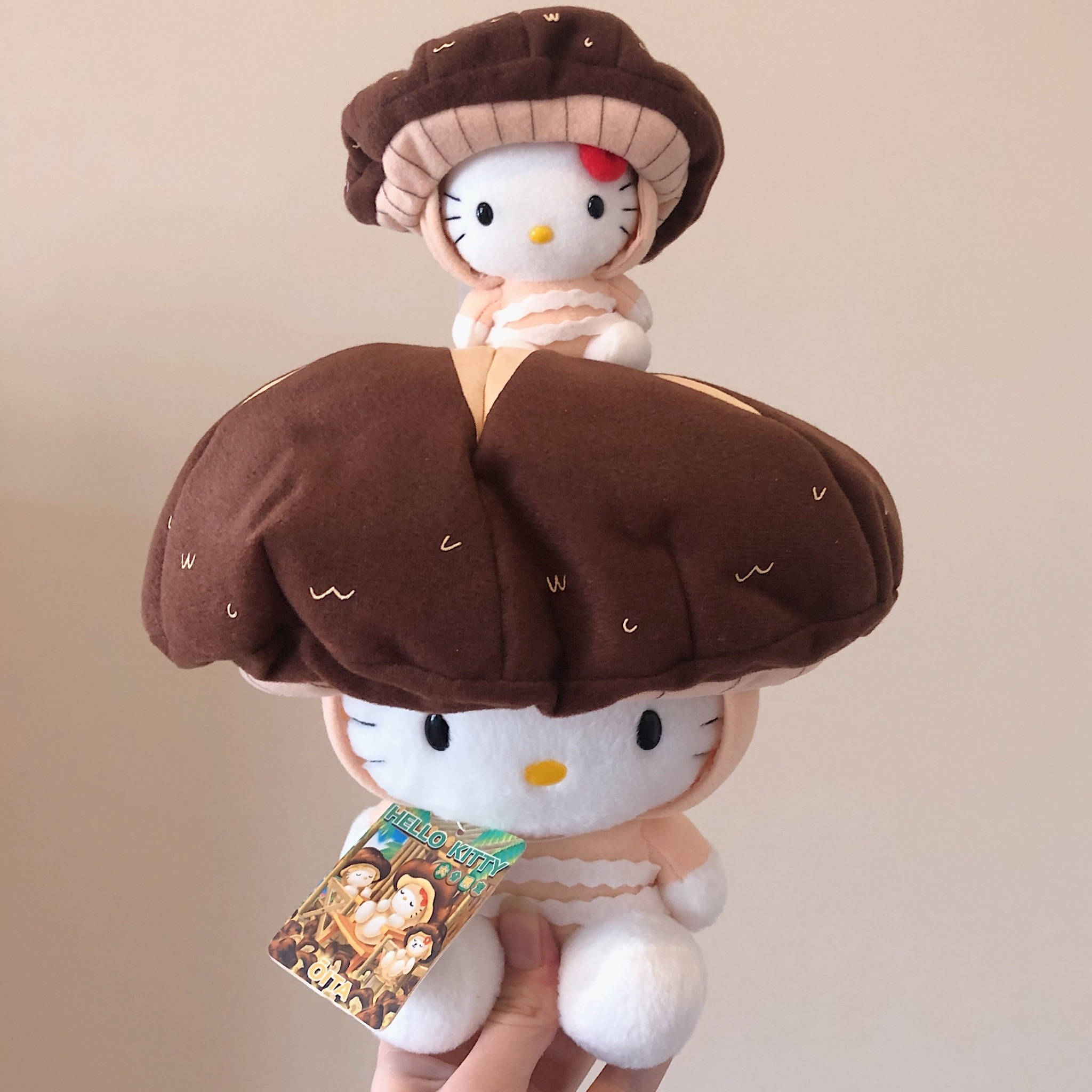 버섯 인형 헬로키티 PFP