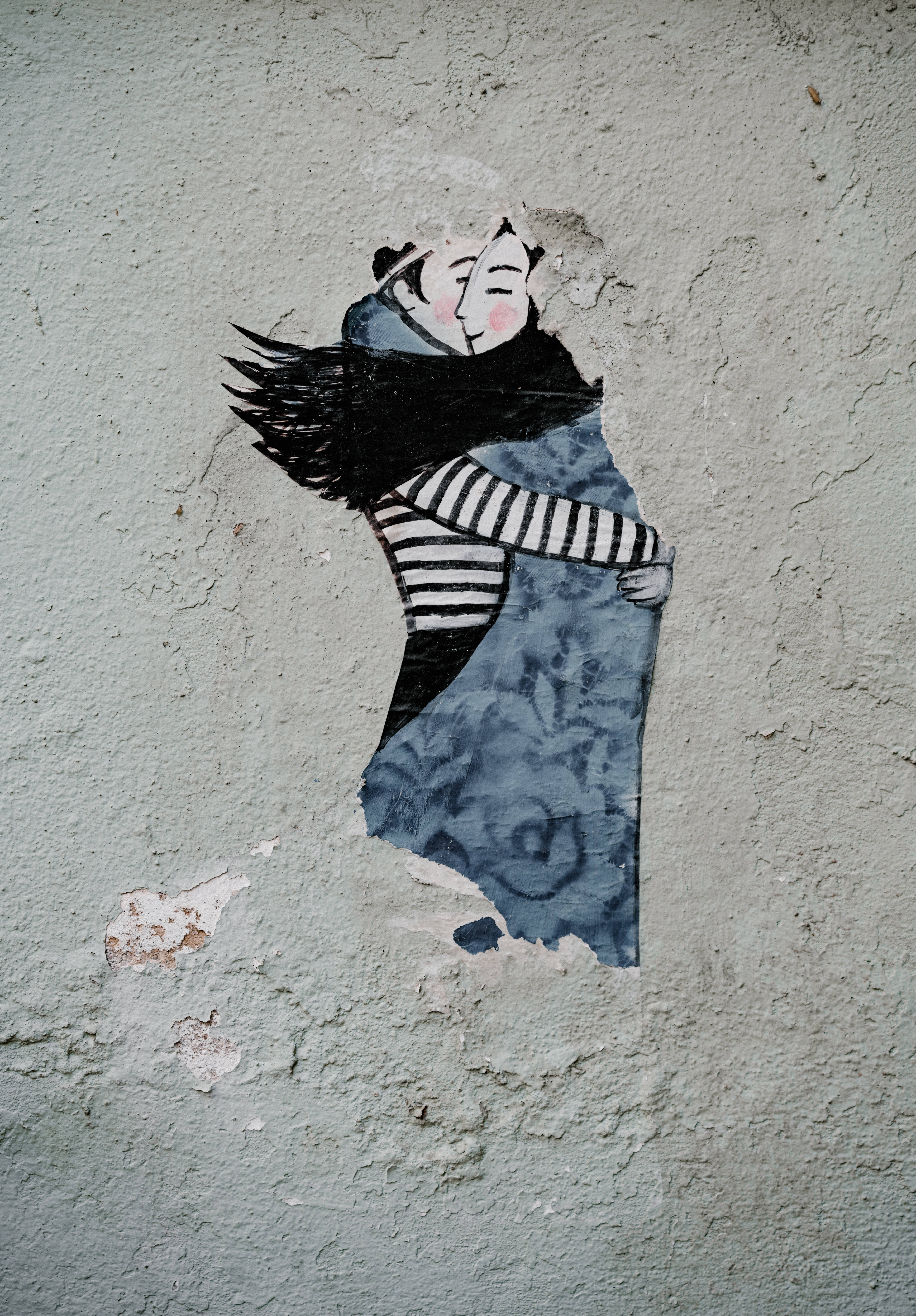 벽에 그린 사랑의 커플 그림 배경화면