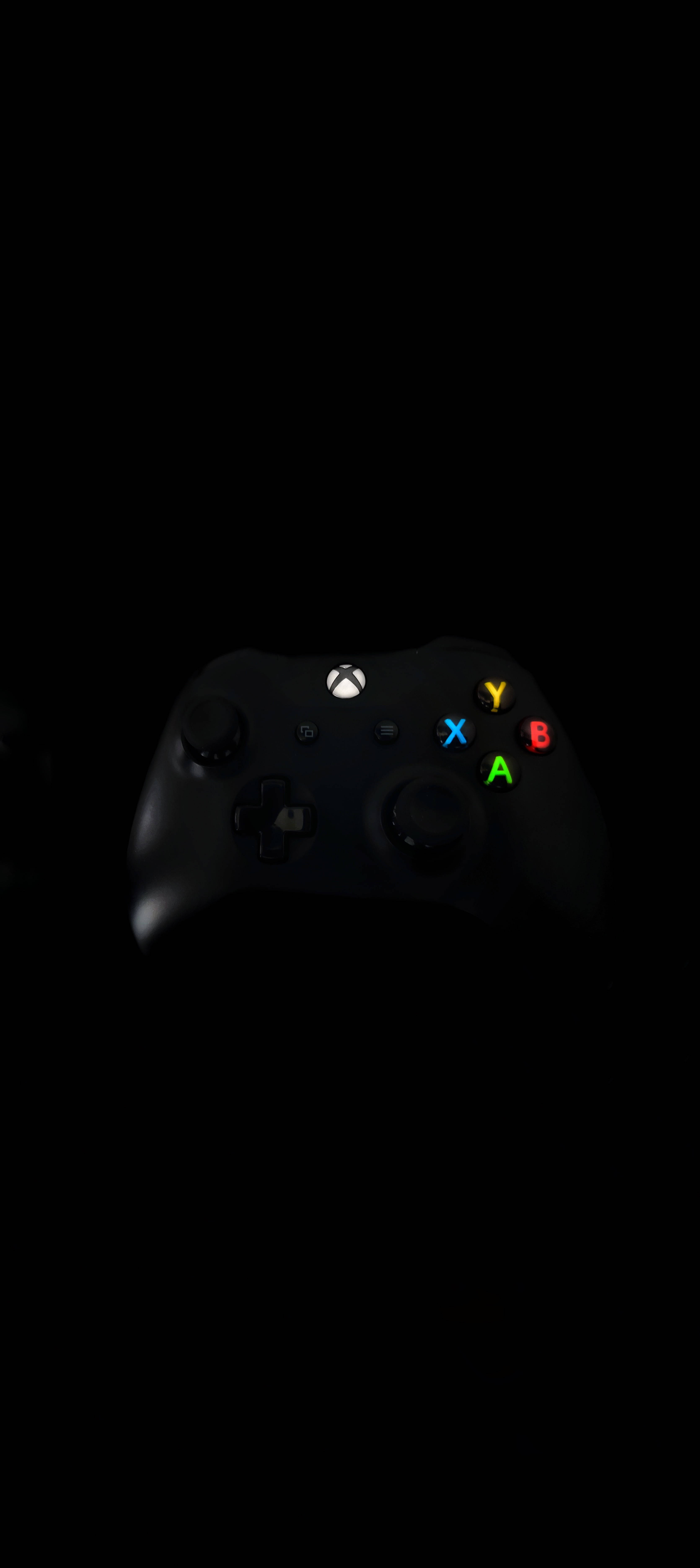 블랙 Xbox 컨트롤러 8K 폰 배경화면