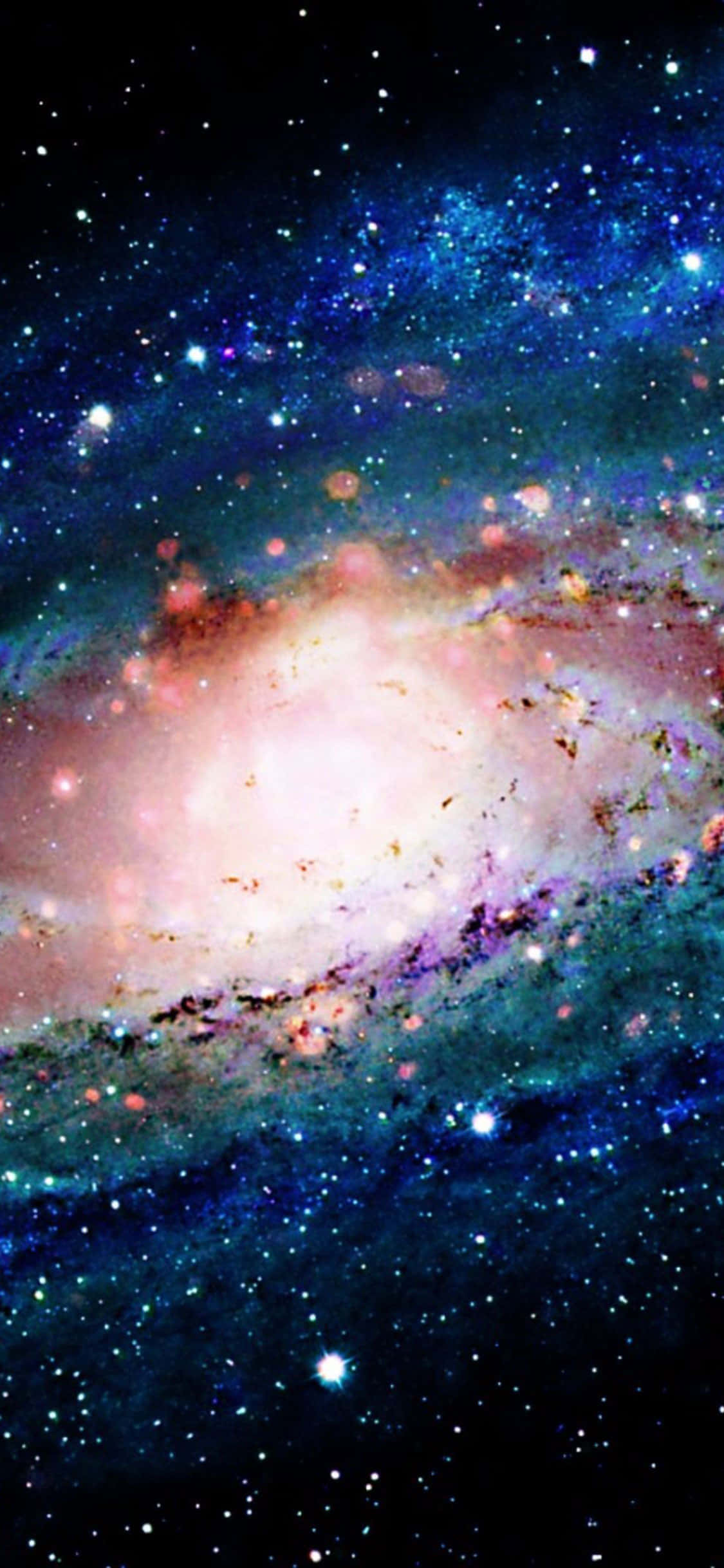 새로운 iPhone으로 Blue Galaxy의 경이로움을 발견하세요 배경화면