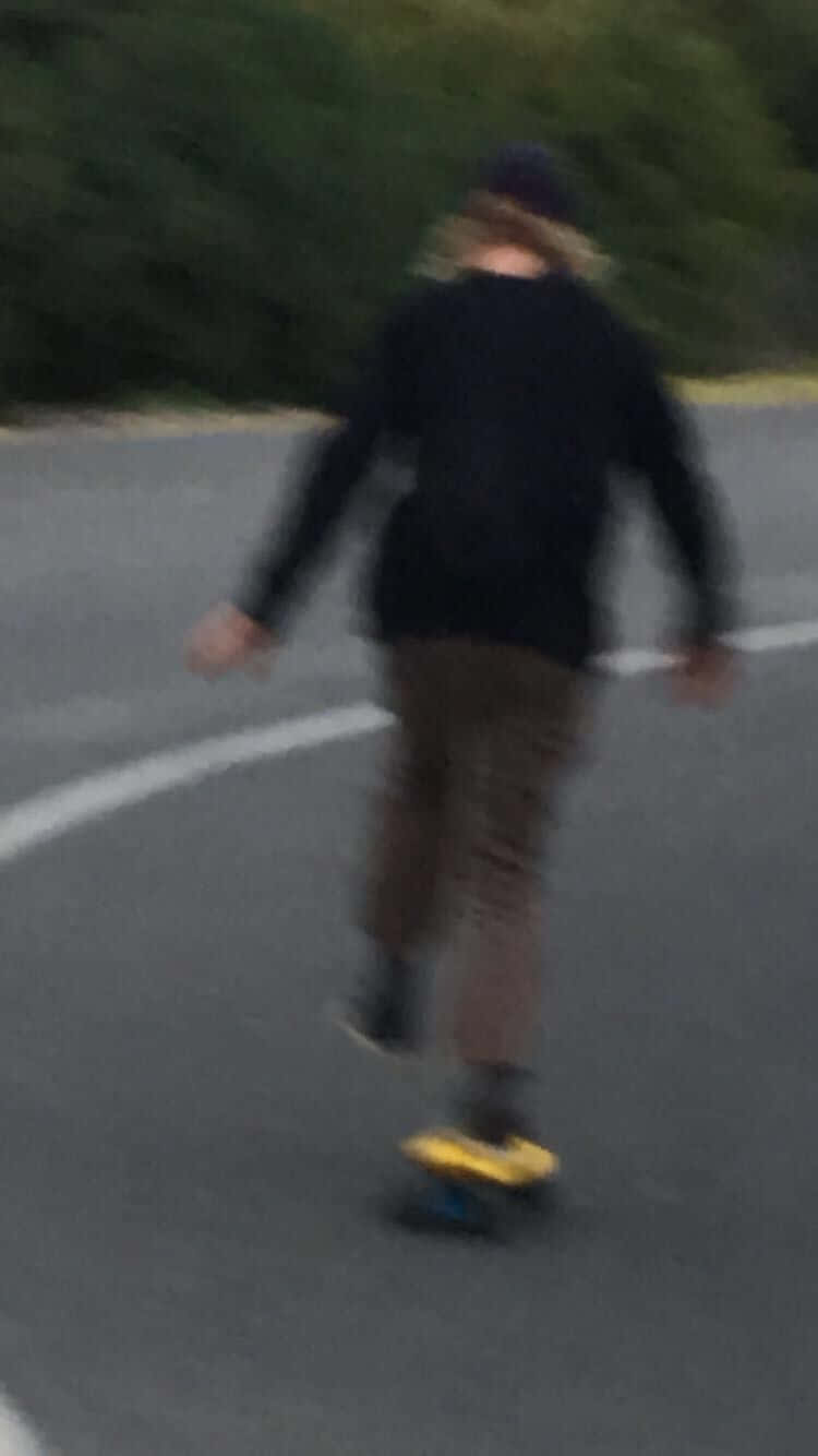 스타일리시하게 더 높이 도약하다 배경화면