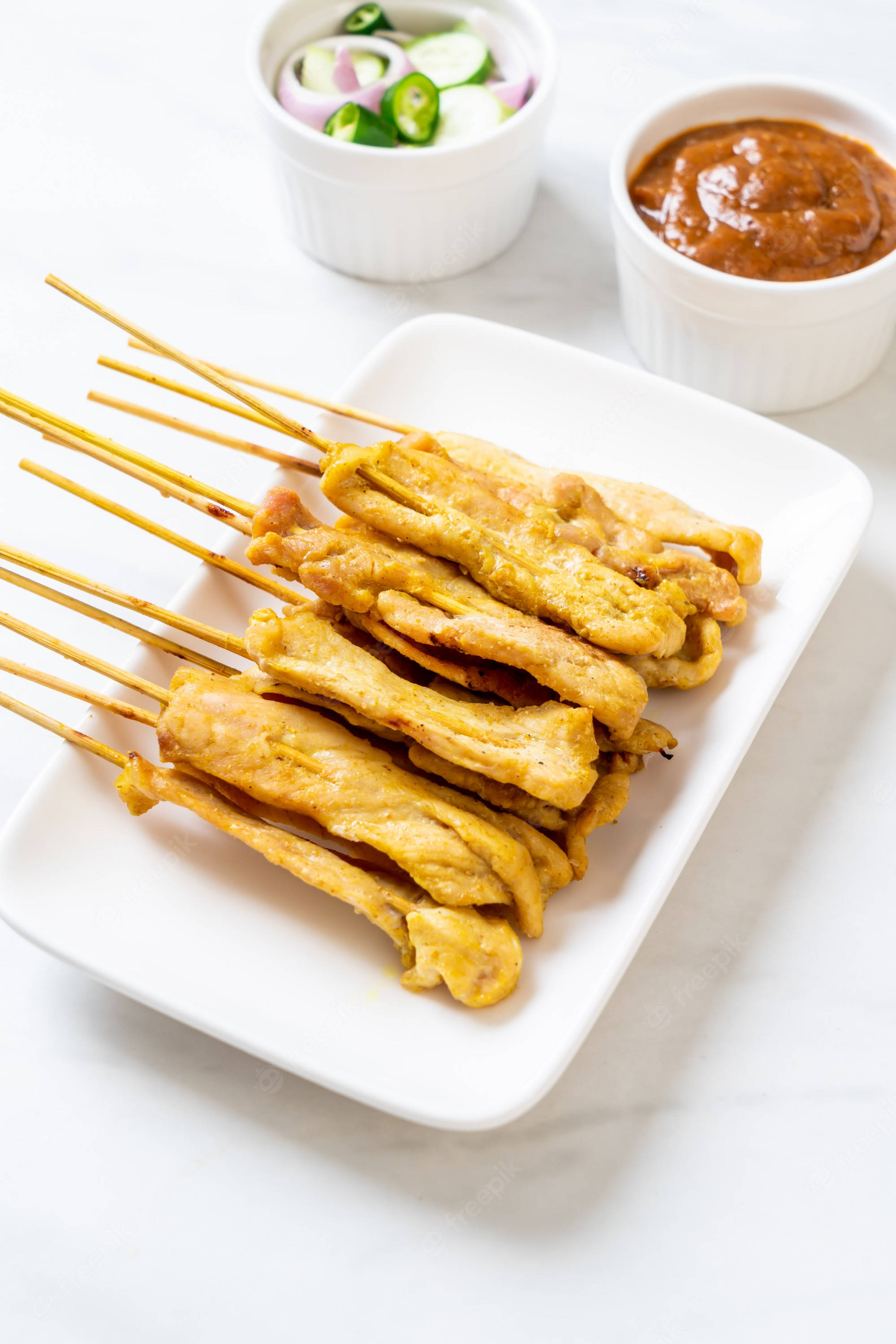 식욕을 돋우는 치킨 사테이 아시아 음식 배경화면