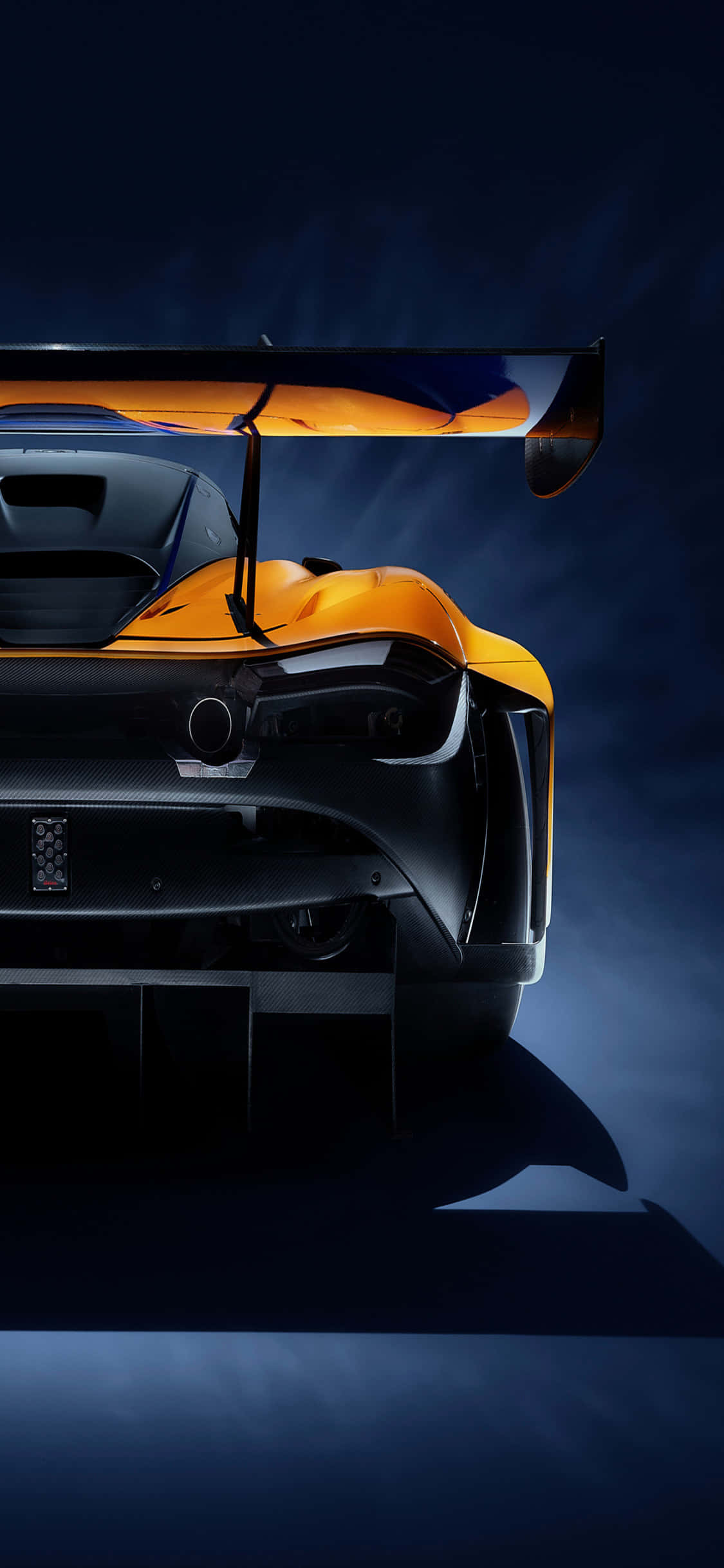 아이폰 X 맥라렌 720s GT3 후면 배경화면