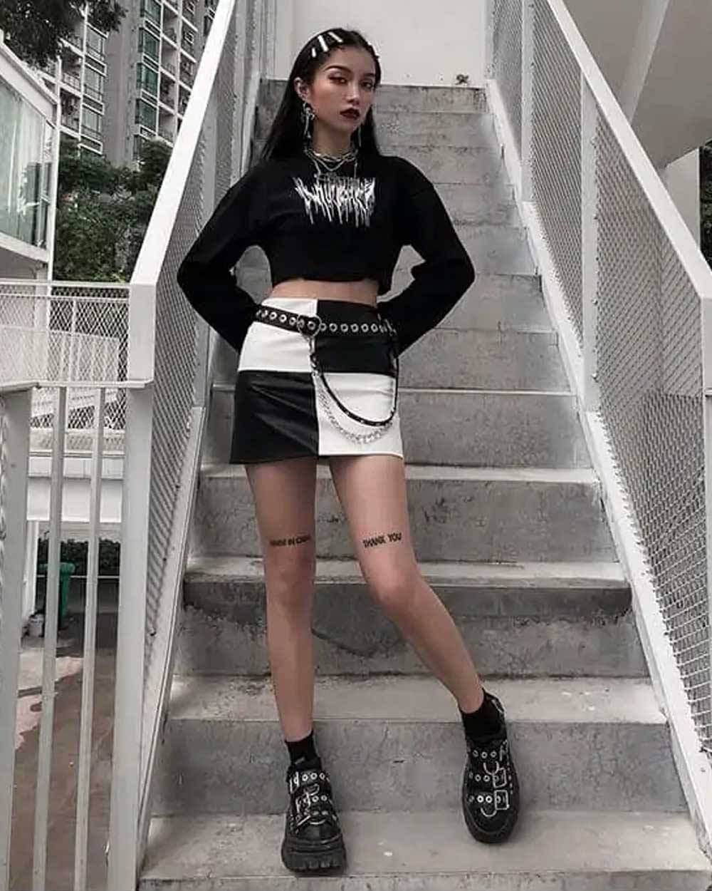 트렌디한 에모 펑크 배경화면