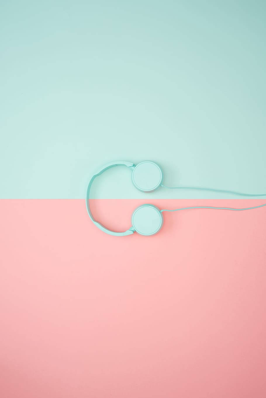 파스텔 아이폰 그린 핑크 헤드폰 배경화면