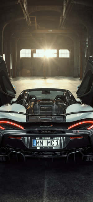 iPhone Xs McLaren 720s 배경화면 — Honor 400 배경화면
