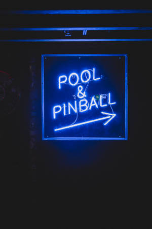Pool & Pinball 네온 블루 iPhone — 샤오미 패드 8 배경화면