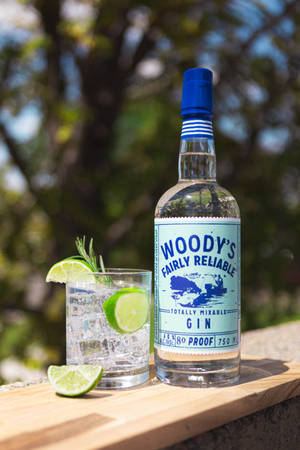 Woody’s Gin — 샤오미 패드 9 프로 배경화면