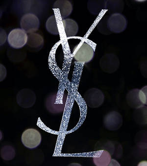 YSL 크리스마스 에디션 로고 배경화면 — 테크노 팬텀 V 폴드2 배경화면