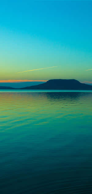 잔잔한 모바일 — 아이폰 12 프로 배경화면
