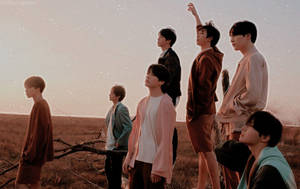 BTS 노트북 일몰 필드 멤버들 — Bts 노트북 배경화면
