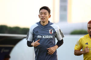 일본 축구 국가대표팀 조깅 곤다 슈이치 — 일본 배경화면