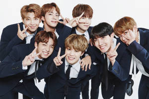 피스 사인 쿨 BTS 노트북 — 방탄소년단 감성 배경화면